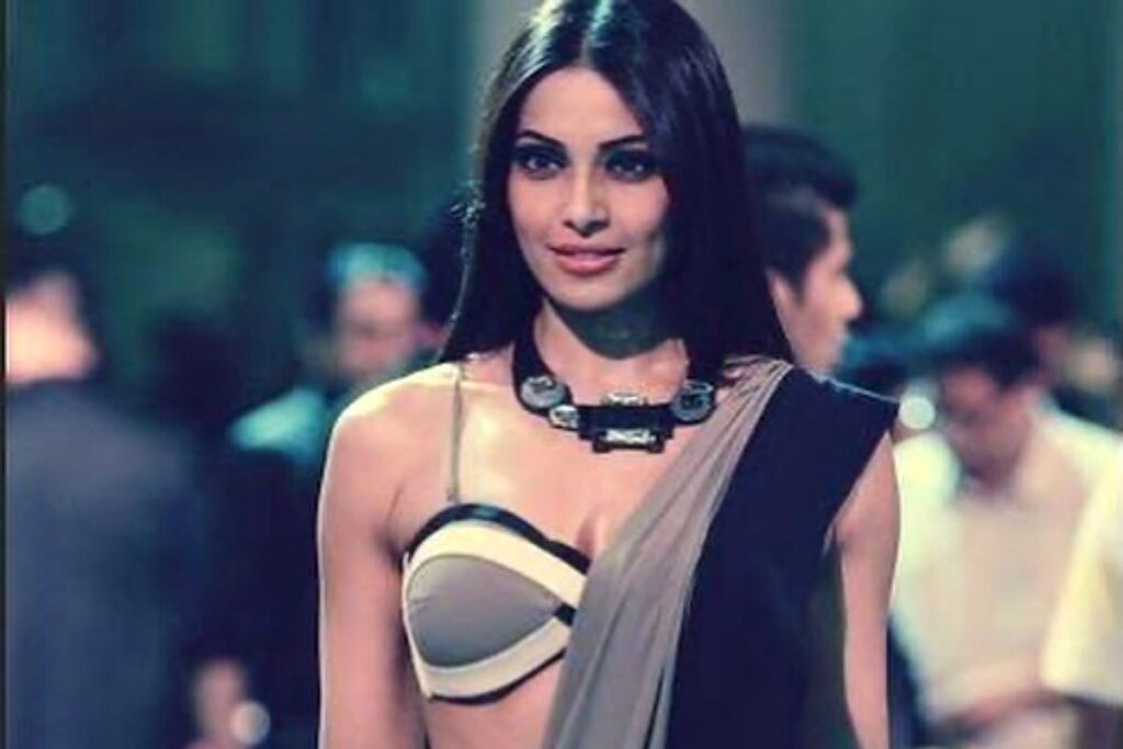 Bipasha Basu, Bipasha Basu, Race 4